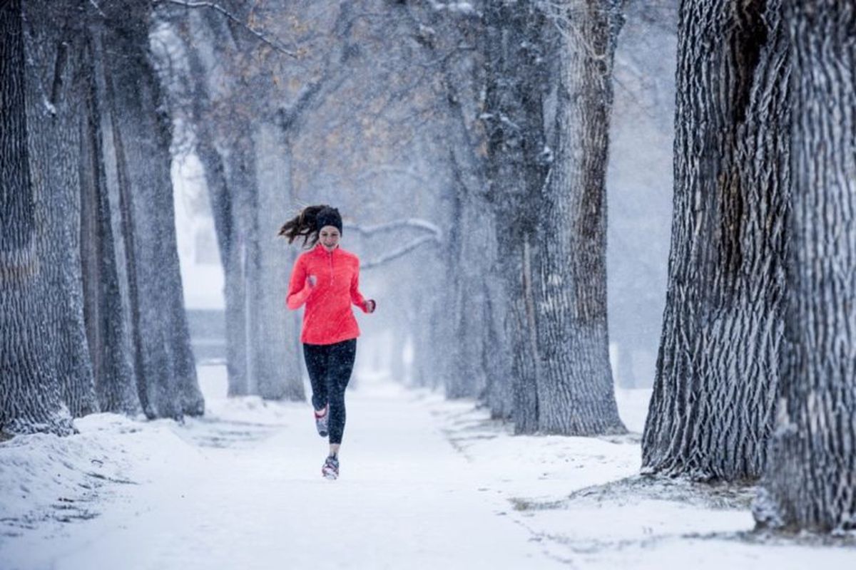 9 правил безпечного тренування в морозну погоду. Ці рекомендації допоможуть провести зиму максимально спортивно.
