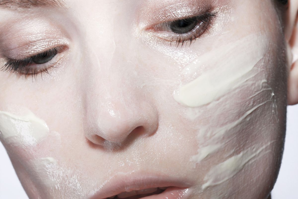 Чому ваш крем для обличчя не працює: 5 головних причин. Потрібно знати не тільки, як наносити крем, але навіть товщину шару.