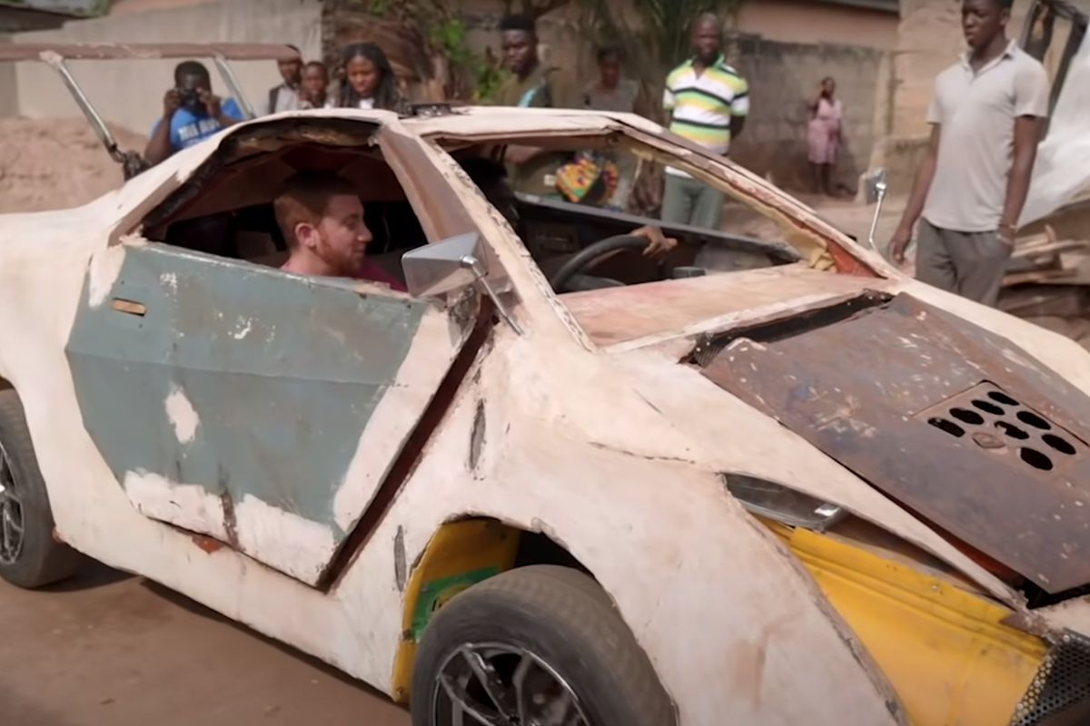 Підлітку з Африки знадобилося всього 200 доларів, щоб побудувати власний автомобіль. Нарешті здійснилася давня мрія хлопця!