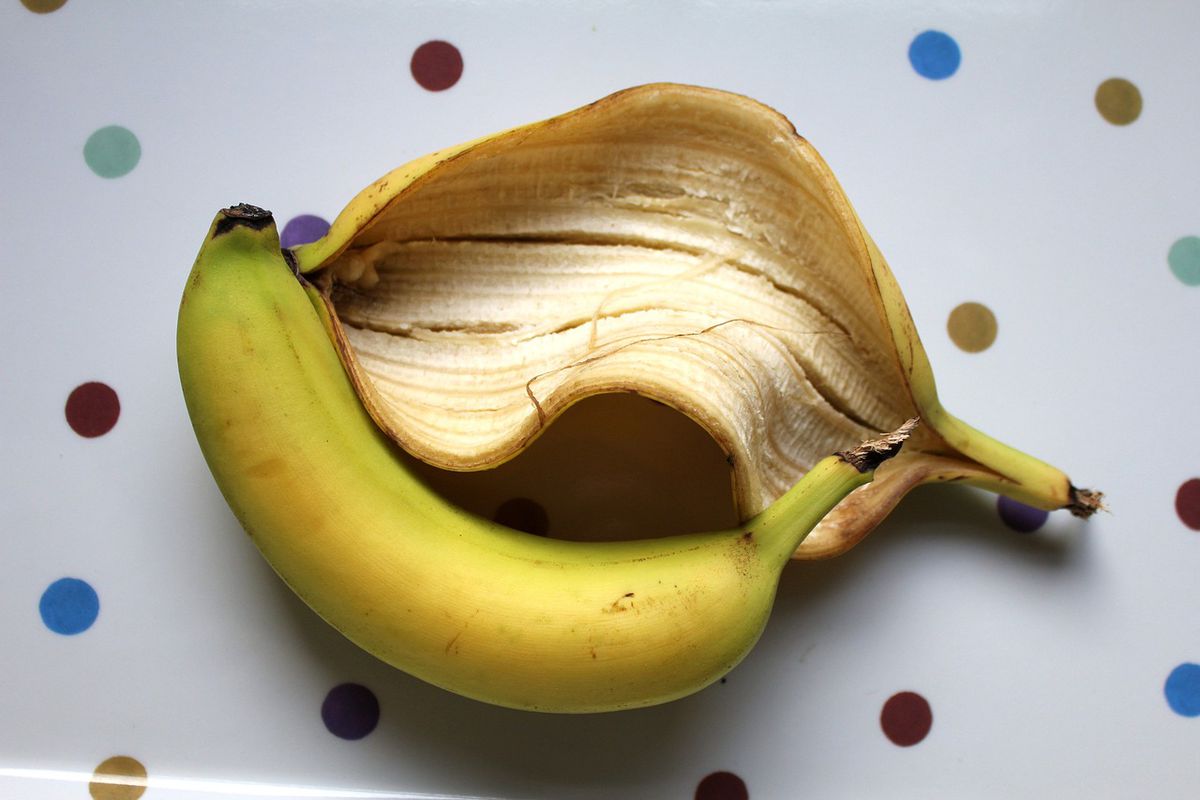 Навіщо азіати вживають в їжу бананову шкірку?. Ви будете здивовані!