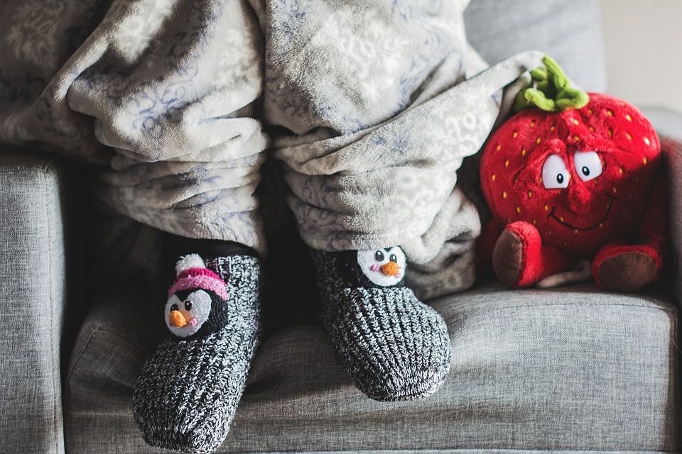 Виявляється, спати в шкарпетках шкідливо для здоров'я. 5 причин ніколи не спати в шкарпетках.