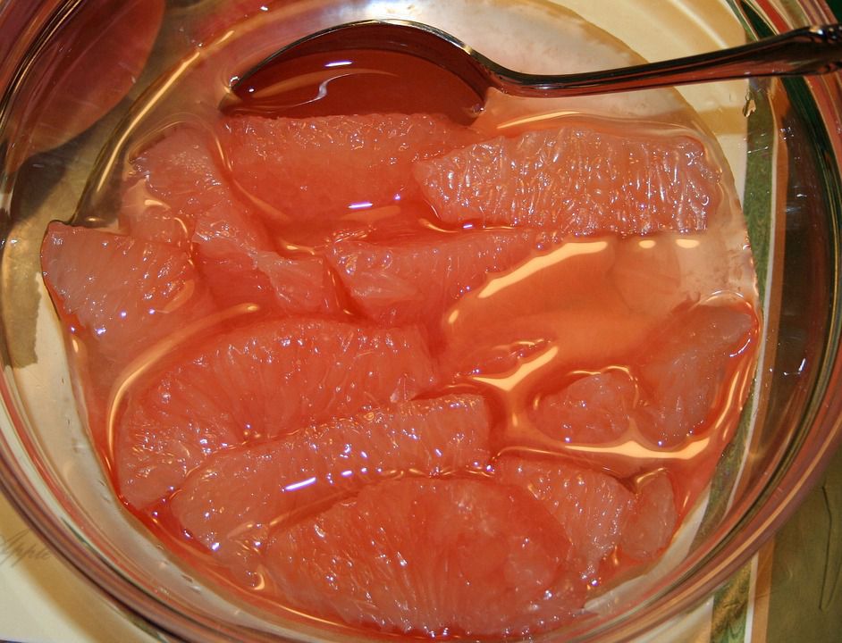 Як правильно вживати грейпфрут, щоб не відчувати його гіркий смак. Від гіркого присмаку грейпфрута можна легко позбутися.