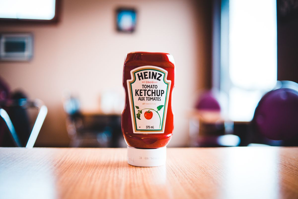 Як вибрати хороший кетчуп: 3 поради від кулінарних блогерів. Ми розповімо, на що звернути увагу при виборі кетчупу в магазині.