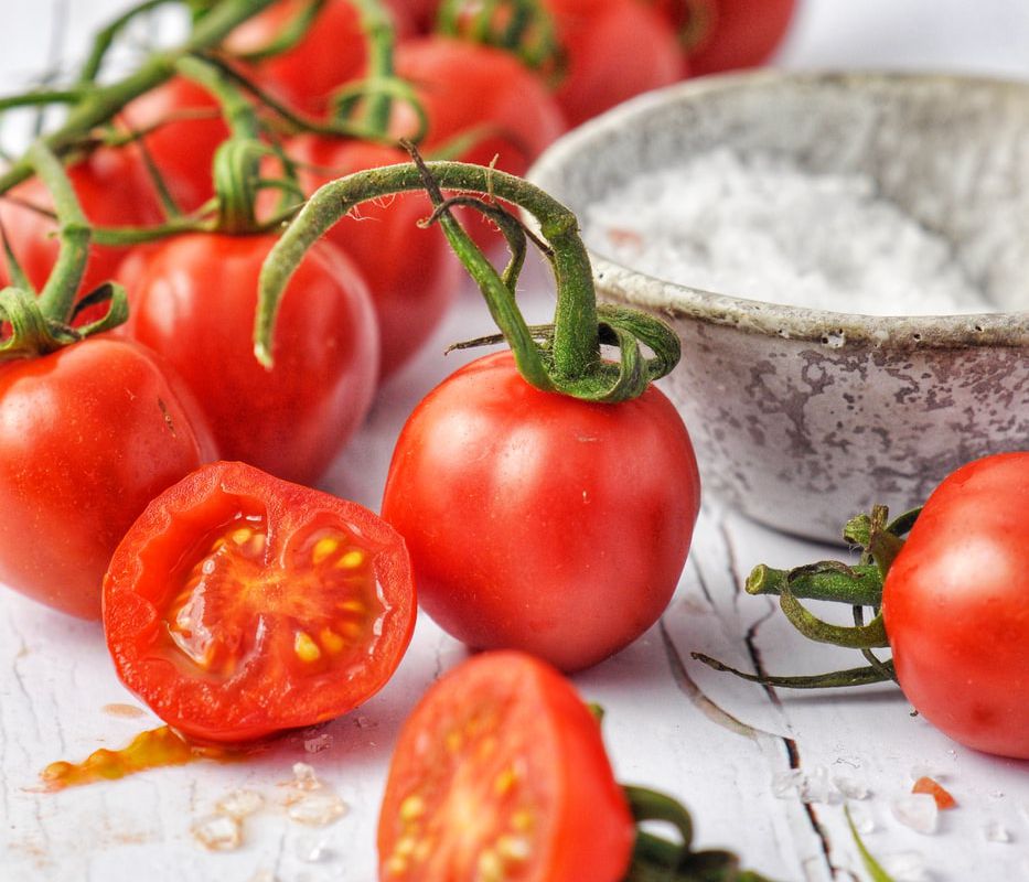 Кілька способів, які допоможуть убезпечити насіння томатів від хвороб. Щоб томати не хворіли, насіння потрібно правильно обробляти.