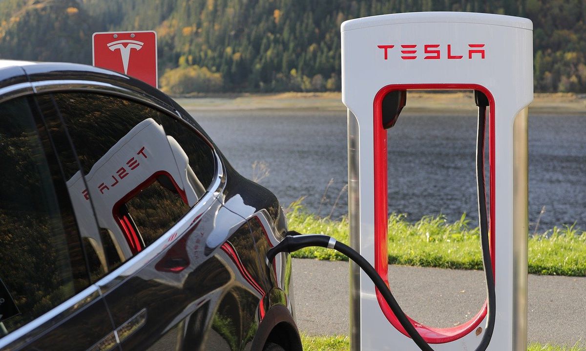 Американський автогігант Tesla в I кварталі 2021 року продав рекордну кількість електромобілів. Це новий рекорд компанії.