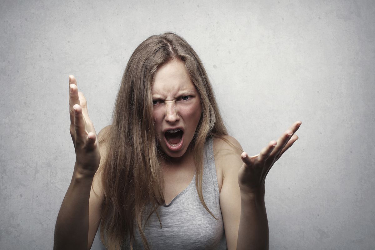 Поради психолога: як правильно висловити свій гнів. Як негативні емоції обернути в позитивні.