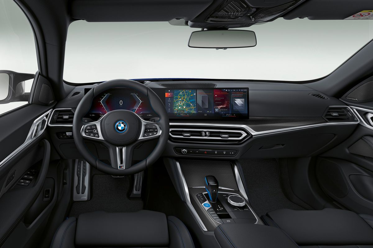 Новий електричний BMW — милі ніздрі та музика для пішоходів. Так, ми всі дочекалися!