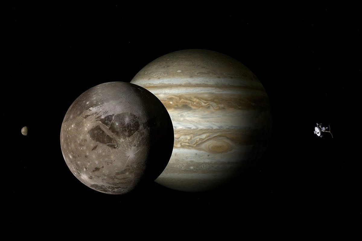 Зонд NASA "Юнона" відвідає супутник Юпітера Ганімед. Апарат зробить детальні знімки поверхні.