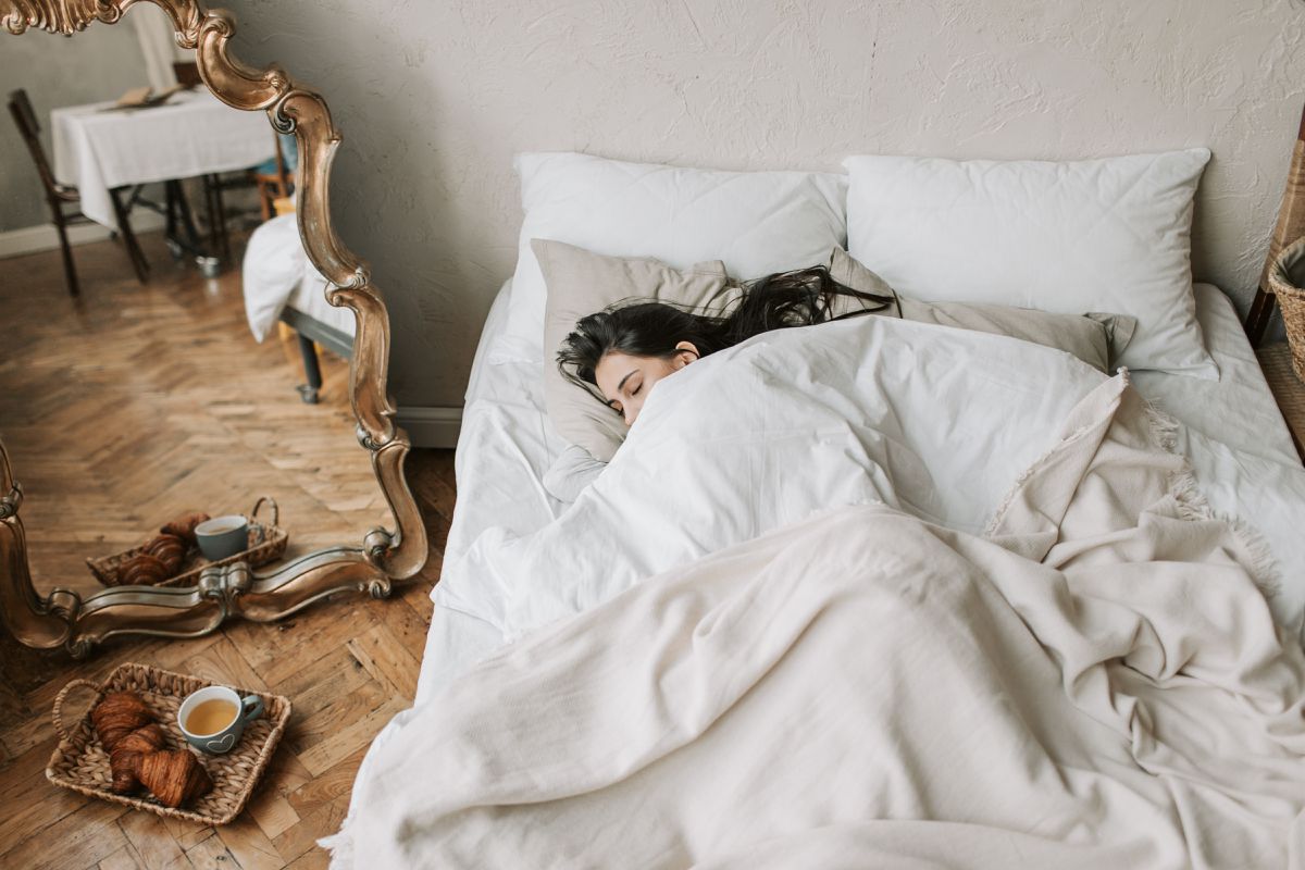 Вчені-медики розвінчали популярні помилки про сновидіння. 5 помилок про сни.