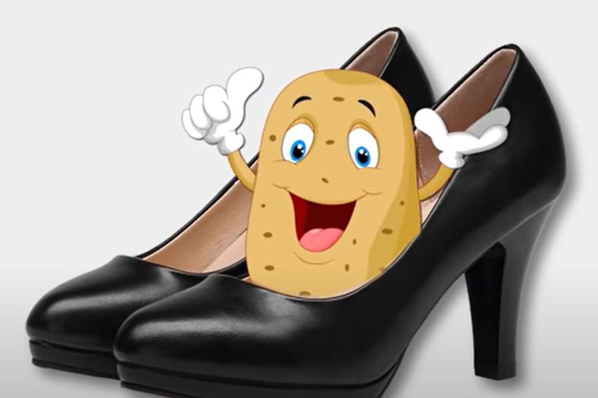 Як за допомогою картоплі можна розтягнути тісне взуття. Лайфхак з картоплею.