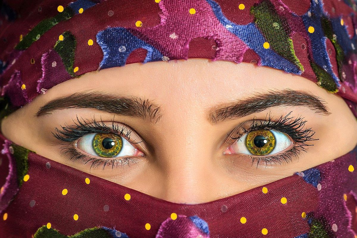 Вчені встановили зв'язок між кольором очей і схильністю до захворювань. Якщо у людини темний колір очей, у неї більше шансів на розвиток захворювань крові.