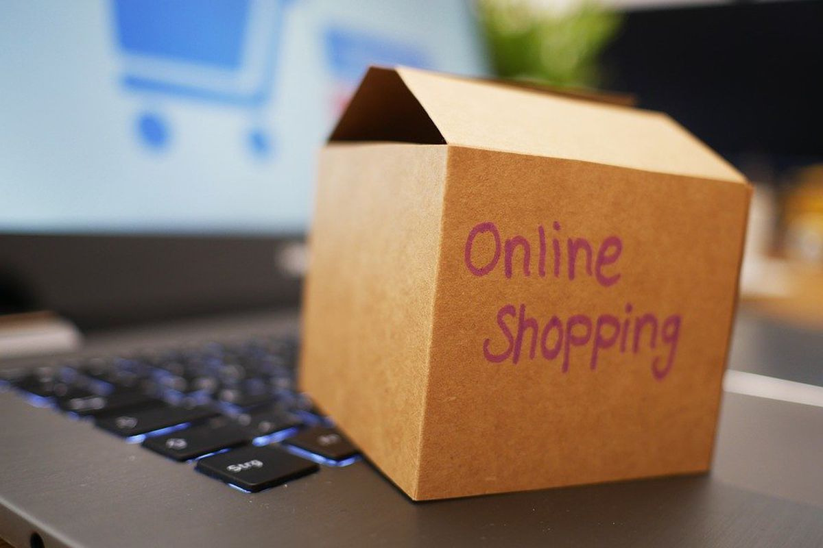 Як зробити вдалі покупки в Інтернеті: що потрібно знати, щоб купити підходящу річ онлайн. Правила вдалого онлайн-шопінгу.