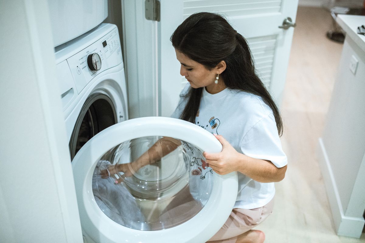 Як делікатне прання впливає на речі і чи варто його використовувати. Чому не варто прати речі на режимі делікатного прання.