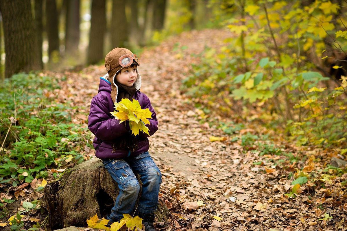 Як одягати дитину восени, щоб її було комфортно і вона не захворіла. Як правильно одіти малюка на осінню прогулянку.