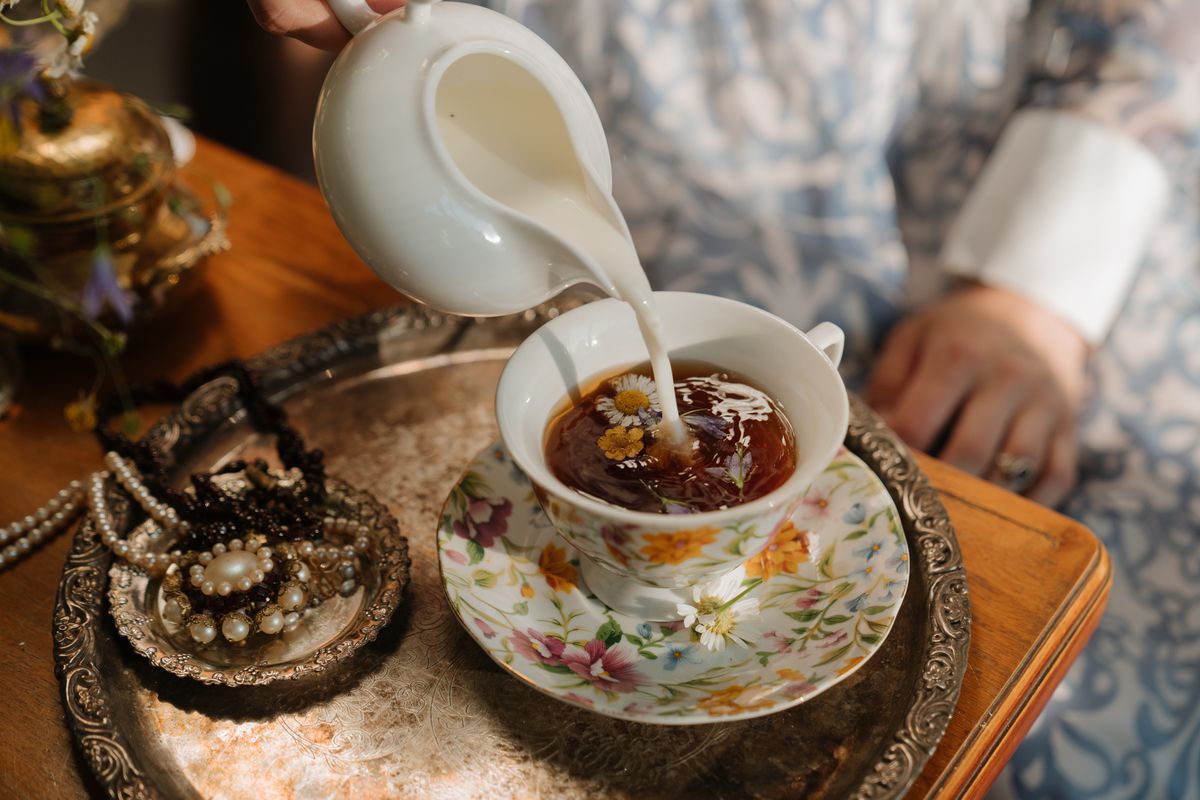 Вчені довели, що боротися з безсонням можна за допомогою чаю. За наявності безсоння корисно вживати чай.