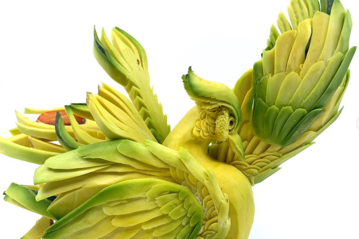 Італійський художник Даніеле Баррезі перетворює авокадо в твори мистецтва. Тільки погляньте на цю красу.