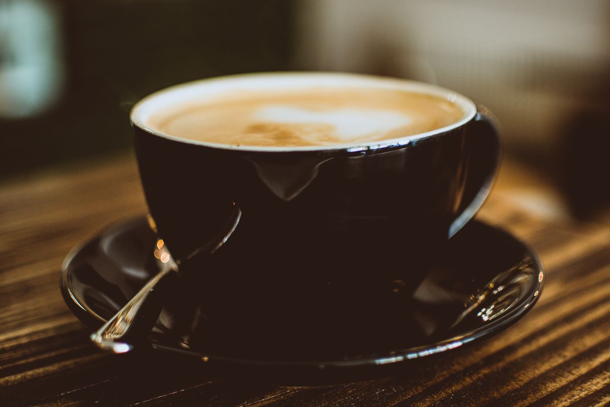 Як покращити смак кави та отримати від неї користь. Каву легко зробити смачною та корисною.