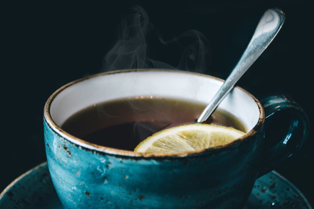 Простий прийом, який значно полегшить вам заварювання чаю потрібної міцності. Як правильно заварювати чай.
