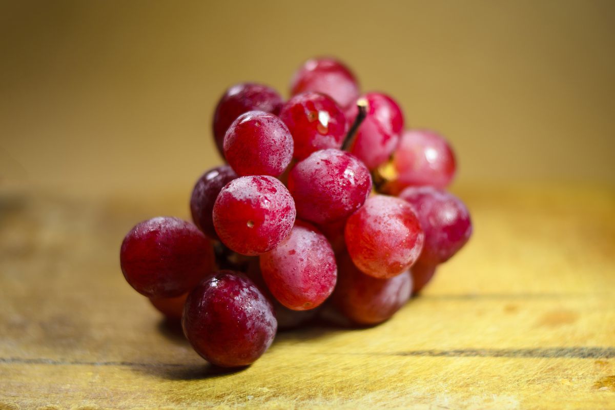 Чи дійсно виноград є шкідливим для здоров'я. Не завжди виноград приносить користь людям.