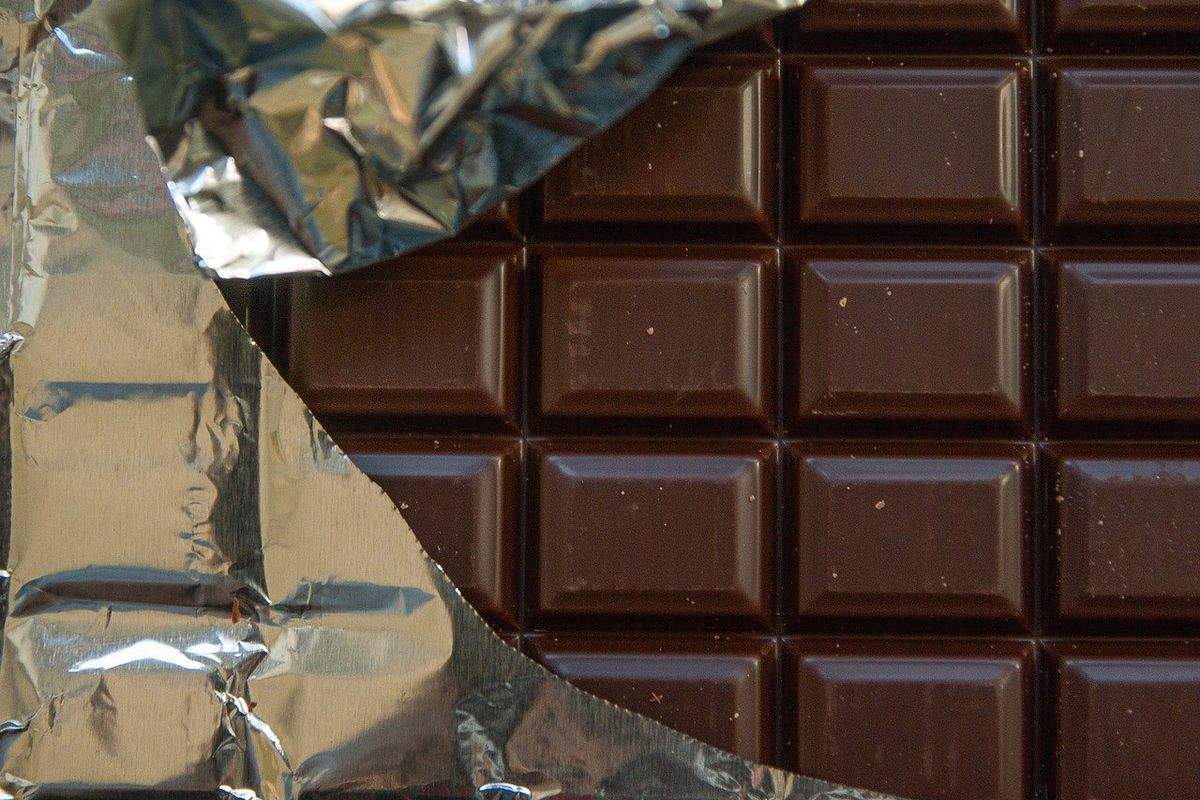 Як перевірити плитку шоколаду на натуральність в домашніх умовах. Як вибрати справжній шоколад.