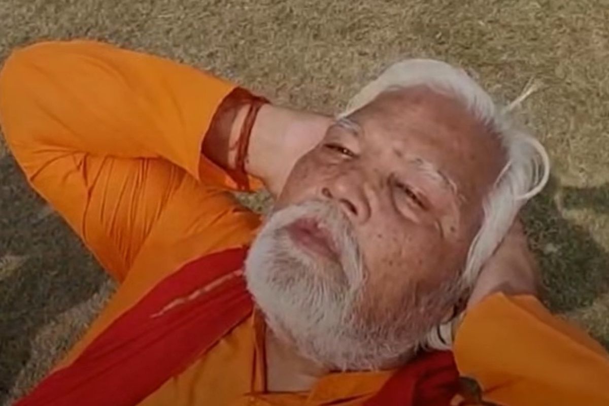 Індійський пенсіонер дивився на сонце протягом години, не моргаючи. Таким чином чоловік встановив новий національний рекорд.