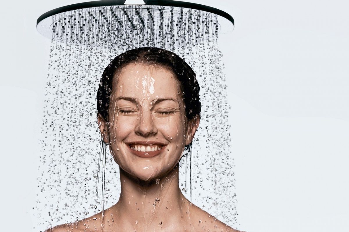 Яку температуру повинна мати вода, коли ви приймаєте душ. Температура води під час приймання душу має бути правильною.