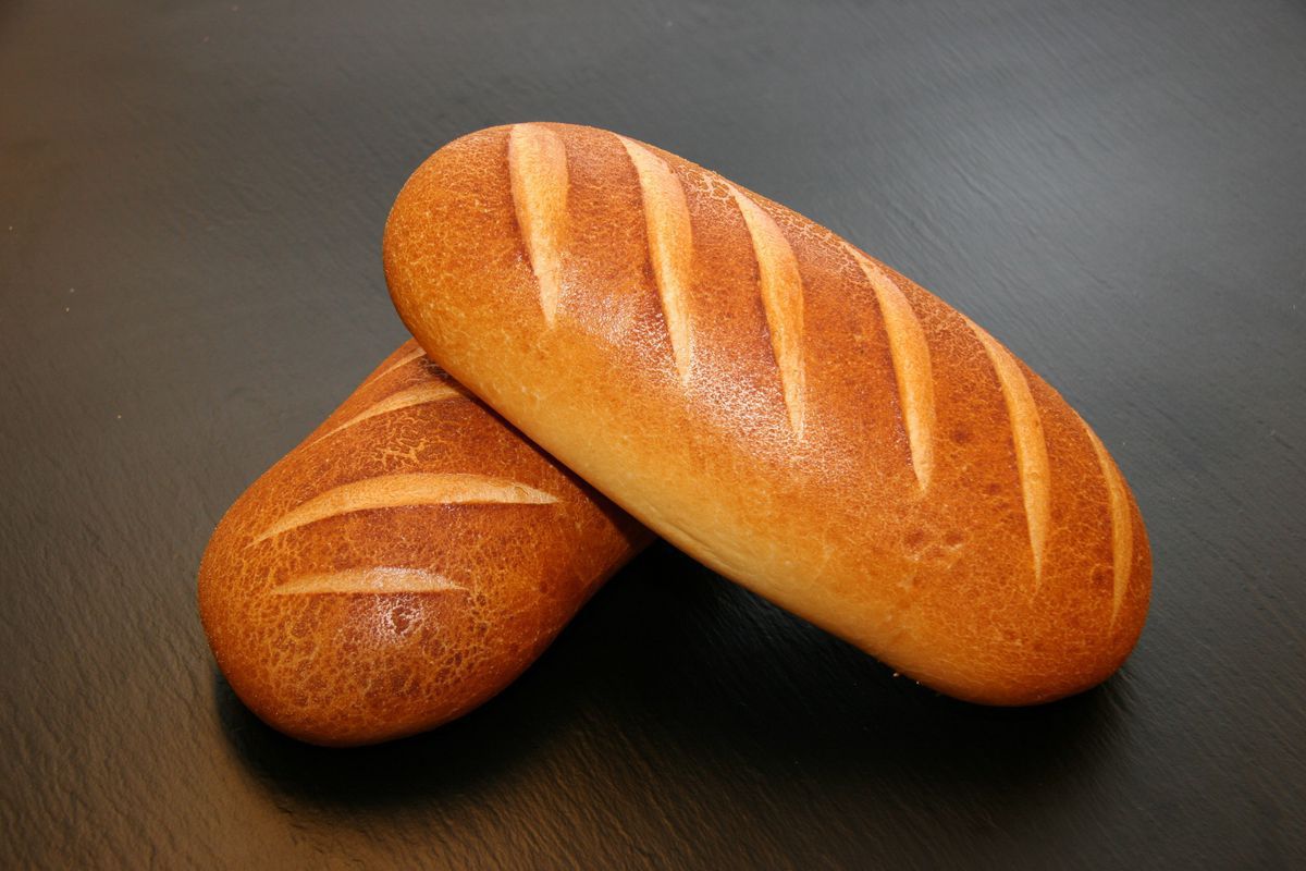 Лікарі розповіли, якими можуть бути наслідки вживання магазинного хліба. Магазинний хліб не кращим чином впливає на стан здоров'я людей.