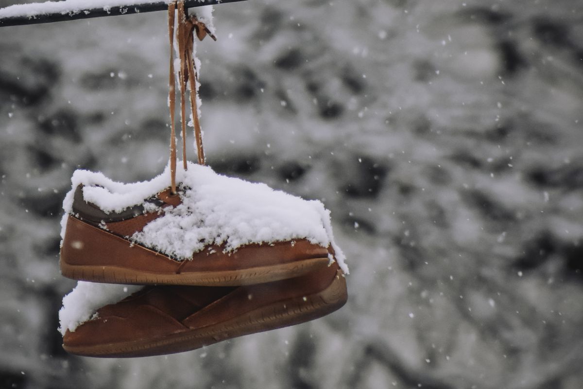 Як захистити ваше взуття від пошкоджень через сніг та сіль. 6 порад майстра.