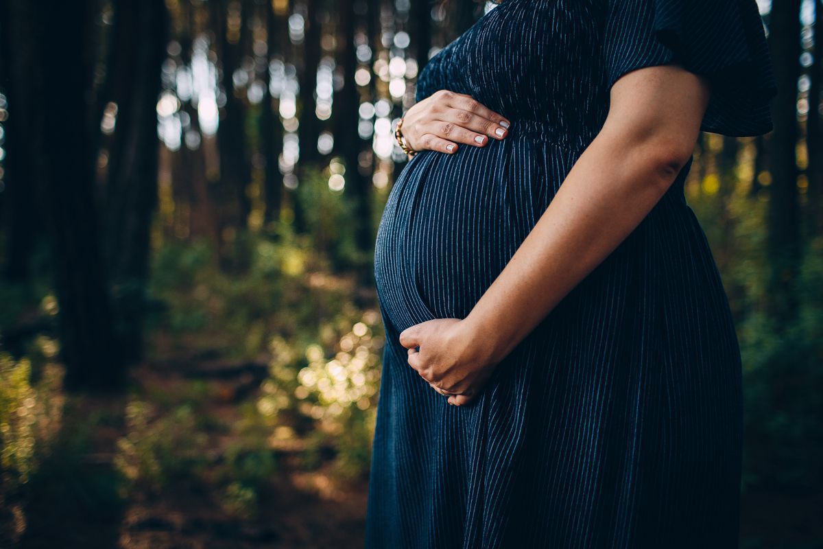 Вчені виявили, що збільшення ваги у жінок під час вагітності позначається на вазі їх доньок. Вага матері під час вагітності може відбитися на вазі її доньки у майбутньому.