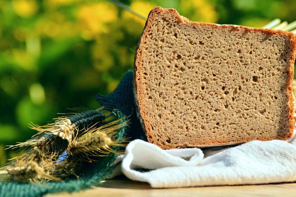 Ці види хліба варто вживати, щоб жити довше. У раціоні довгожителів мають бути певні види хліба.