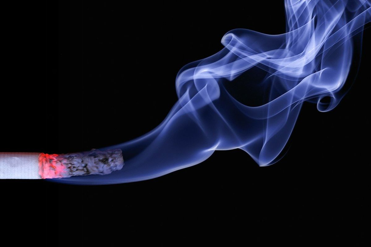 Вчені виявили ще одну небезпеку пасивного куріння. Пасивне куріння пов'язане з підвищеним ризиком розвитку артриту.