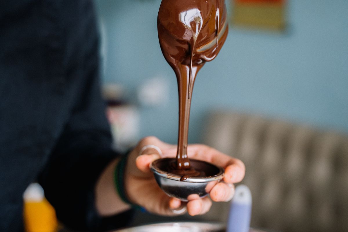 Нестандартні способи використання шоколаду, про які ви навіть не здогадувалися. Де можна застосовувати шоколад окрім кулінарії.