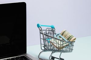 Хитрощі, якими користуються інтернет-магазини, щоб ми частіше робили покупки