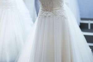 Яку весільну сукню не можна купувати і надягати, щоб залишатися щасливою