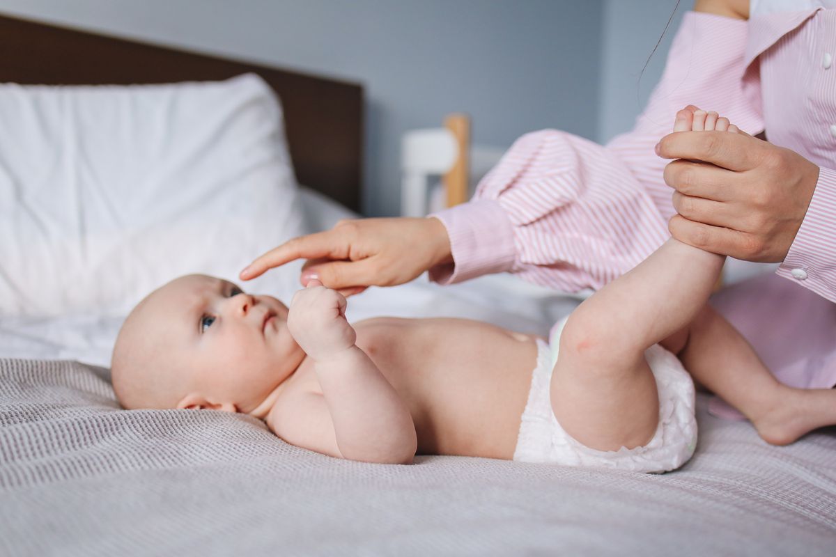 Як правильно вмивати немовлят та дітей від 2 до 3-х років. Як очистити шкіру малюкам.