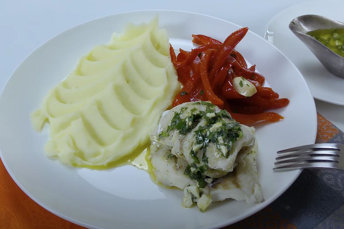 Смачний рецепт рибки по-польськи — швидко і просто. Смачна риба по-польськи стане вдалим доповненням звичайної вечері.