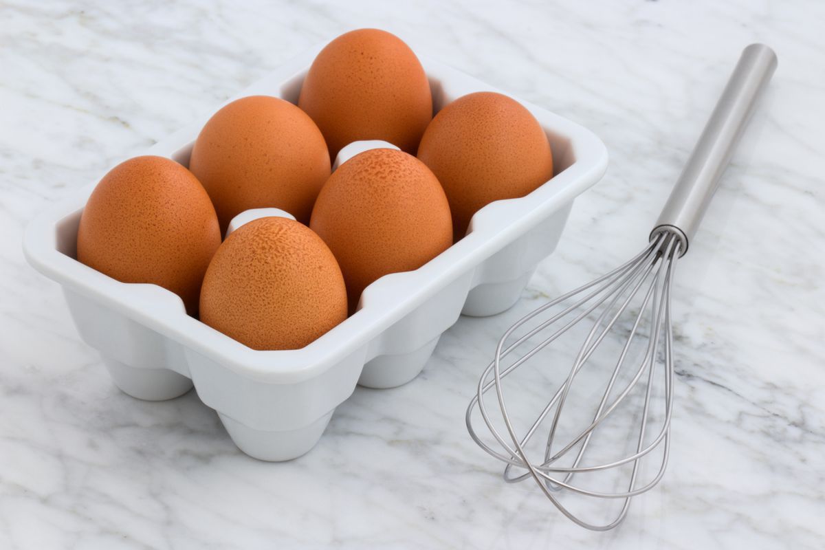 Яйця яких розмірів корисніше їсти для здоров'я — розповіли експерти. Багато людей орієнтуються на розмір.