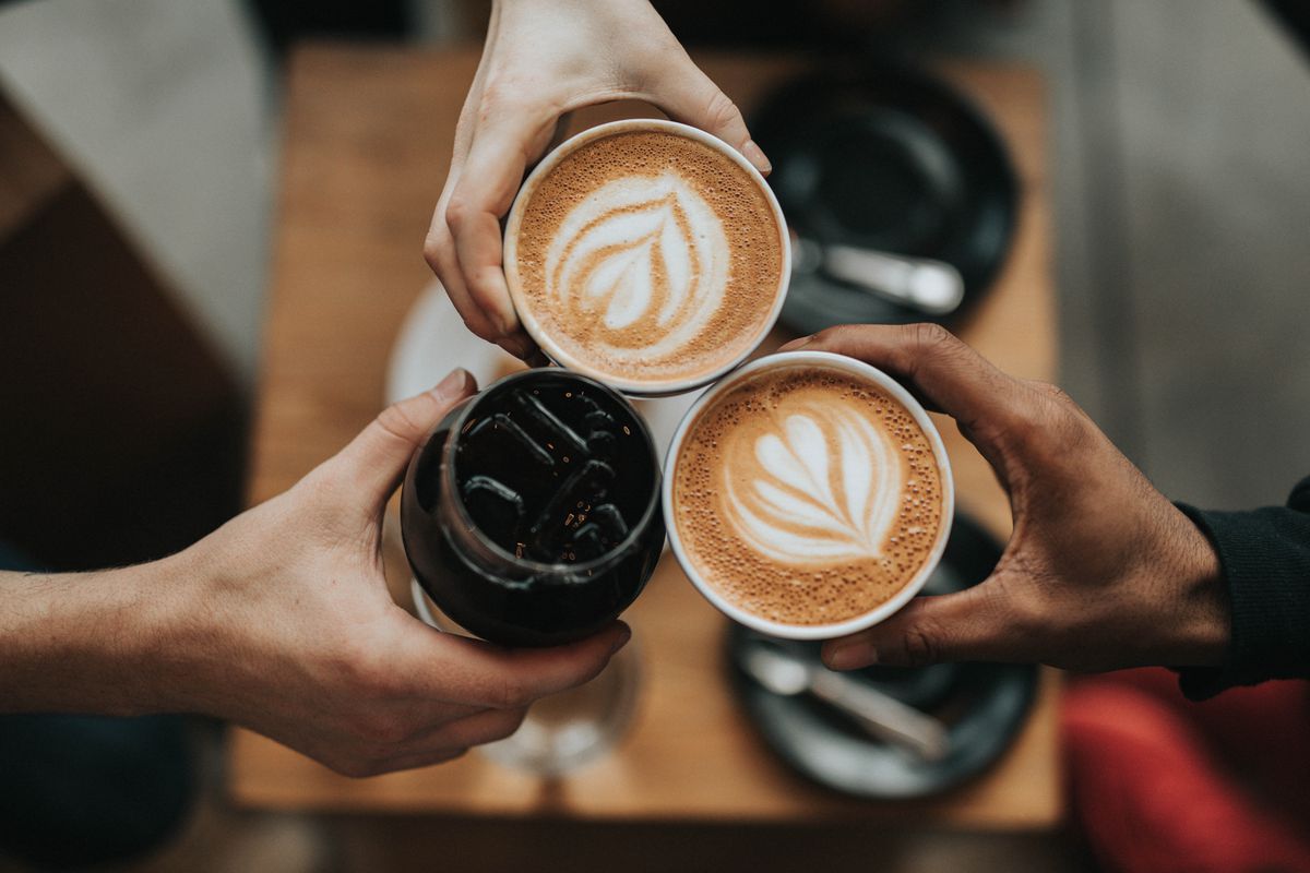 3 незвичайних компоненти допоможуть удосконалити смак кави. Важко уявити ідеальну першу половину дня без чашечки ароматної кави: напій дозволяє підбадьоритися і налаштуватися на хороший день.
