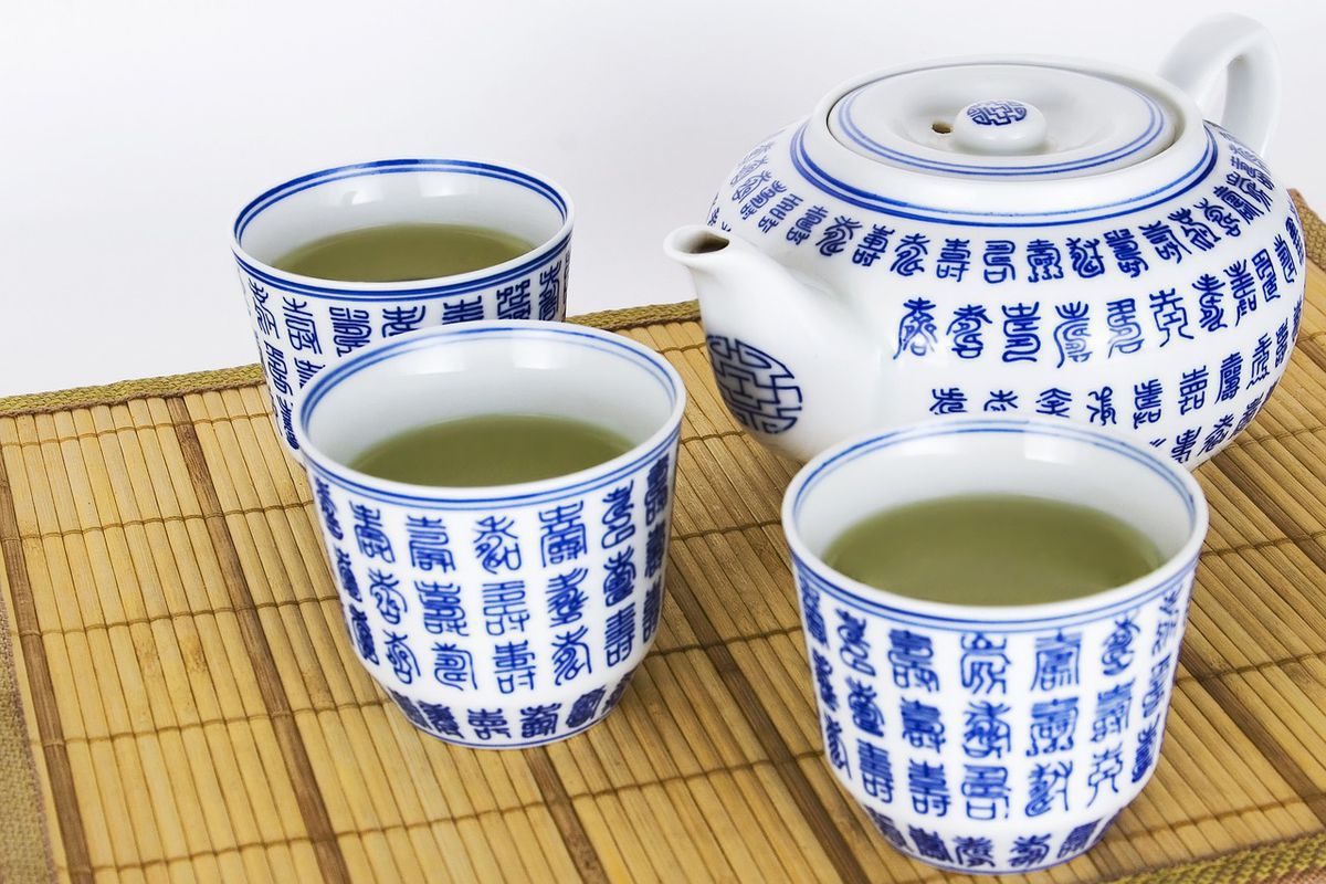 Чому зелений чай не можна заварювати окропом: це важливо знати всім. Чому несумісні зелений чай і окріп.