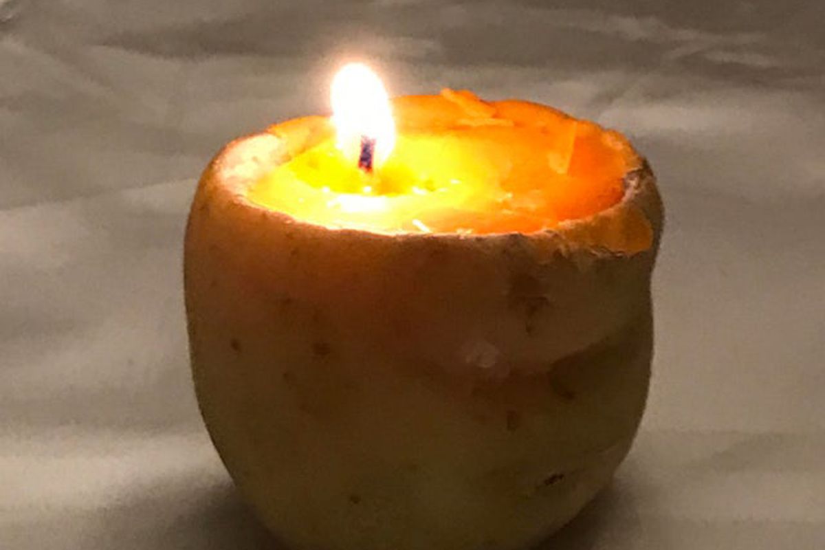 Горить 7 годин: копійчана свічка з картоплі власноруч. Дізнайся, як зробити свічку в домашніх умовах.