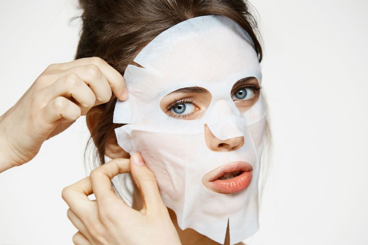 6 способів посилити ефект від тканинної маски в рази. Запевняємо, ви багато чого не знали!