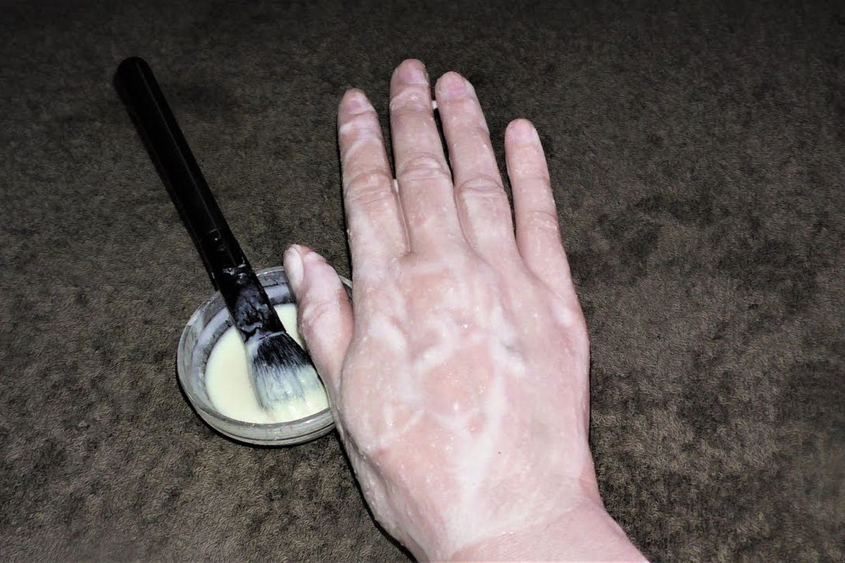 Відбіліть пігментні плями на шкірі рук і обличчя за допомогою домашньої маскі. Як відбілити руки і обличчя від пігментних плям?