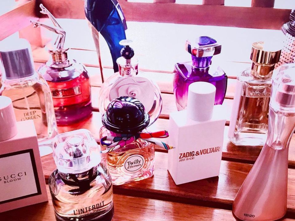 Найкращі жіночі аромати на думку чоловіків. Представляємо топ найкращих жіночих парфумів на думку чоловіків.