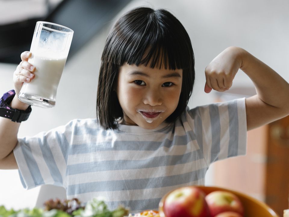 Молоко якої температури найкраще засвоюється та перетравлюється організмом. Коли засвоєння кальцію найвище.