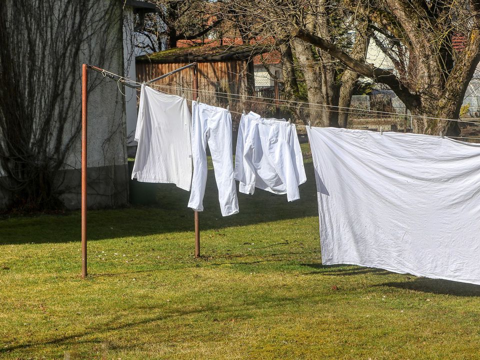 Ось як перуть білі сорочки без замочування господині у Туреччині. Запустили пральну машину, і готово.