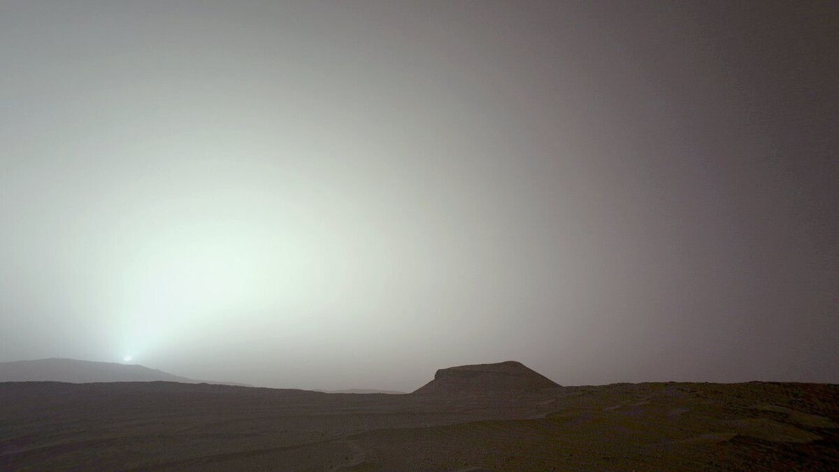 Неймовірне видовище: Ось так виглядає схід Сонця із поверхні Марса. Схід Сонця на Марсі.