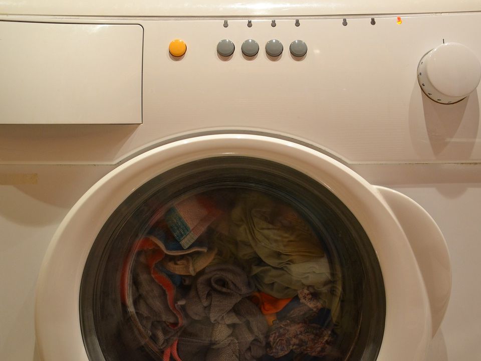 Основні причини поганого віджимання білизни в пральній машині. Як позбутися цієї проблеми.