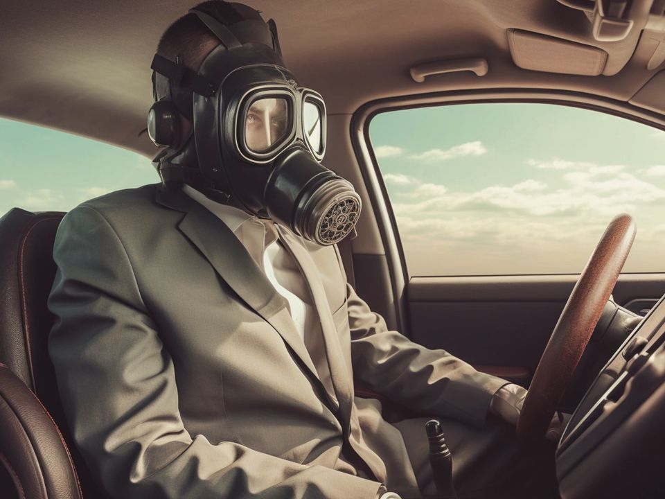 Як прибрати неприємний запах в автомобілі: народні способи, які врятують кожного. Це допоможе вам усунути неприємні аромати в автомобілі.