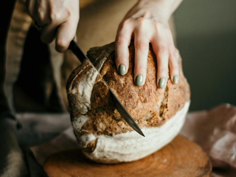 Як можна привернути удачу за допомогою фігурок із хліба. Хлібна магія.