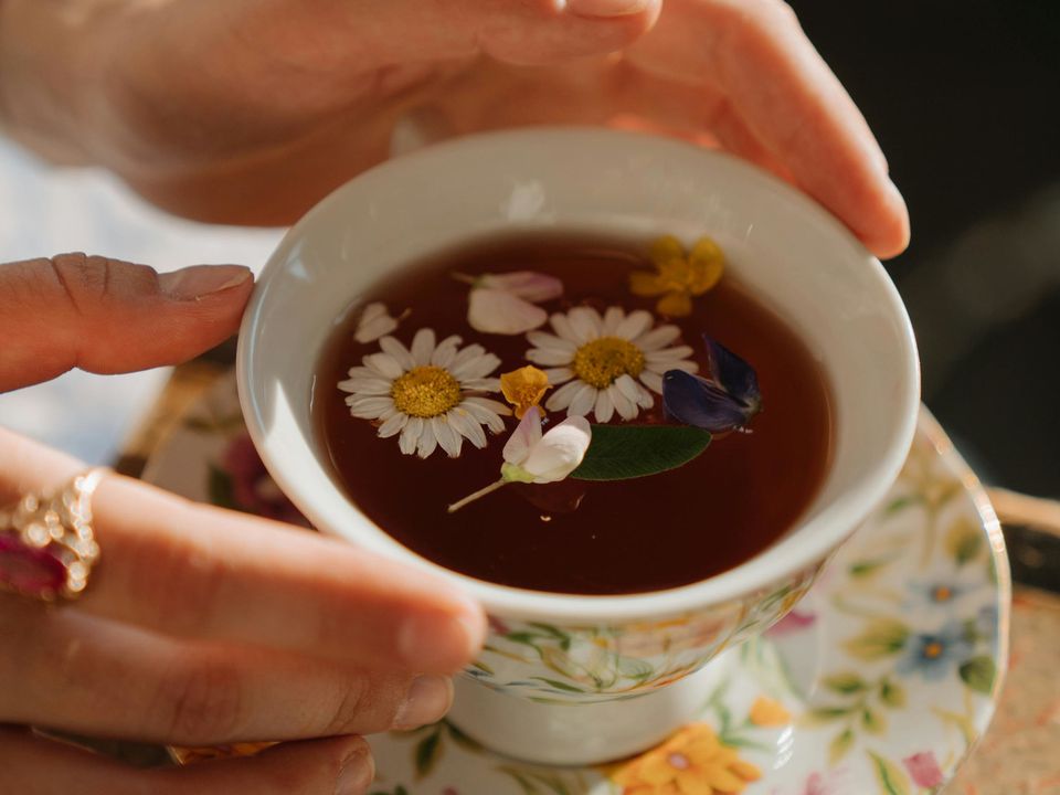 Як привернути в життя багатство і процвітання за допомогою замовляння на чай. Як звичайне чаювання може змінити життя на краще.